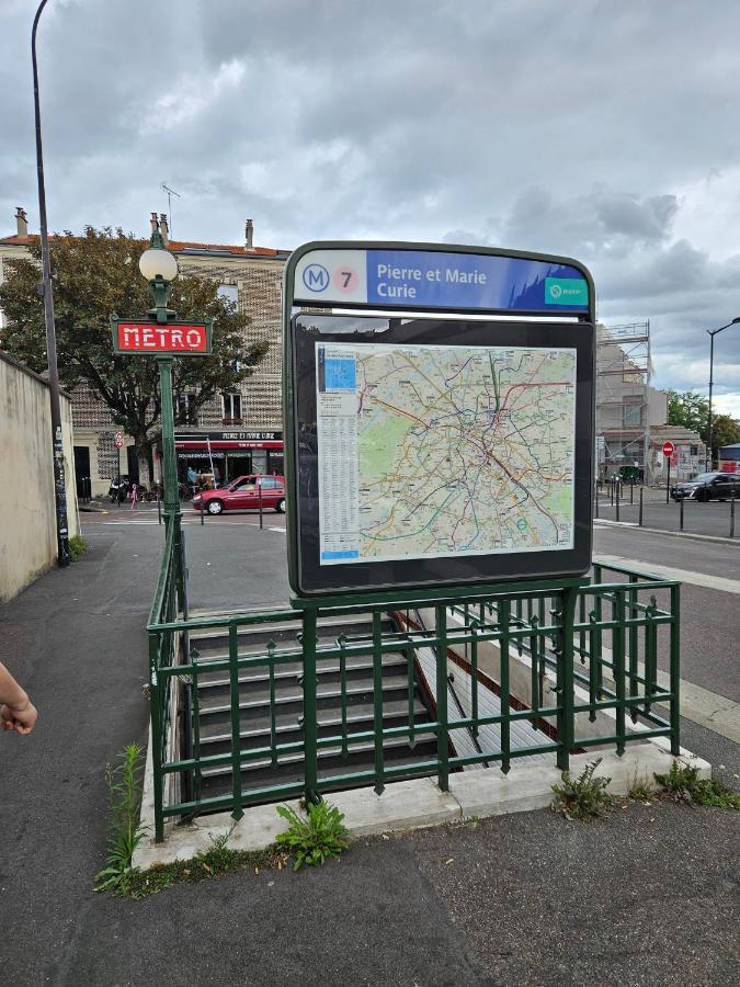 Studio 22M2 A Ivry/Seine-A 200 Metres De Paris. Proche Metro 7 Eksteriør billede